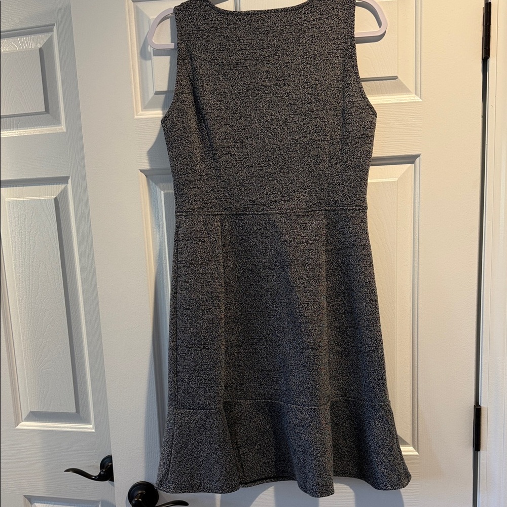 WHBM Sleeveless Heathered Gray Fit-and-Flare Dress Women’s Size 6 NWT - Picture 5 of 11